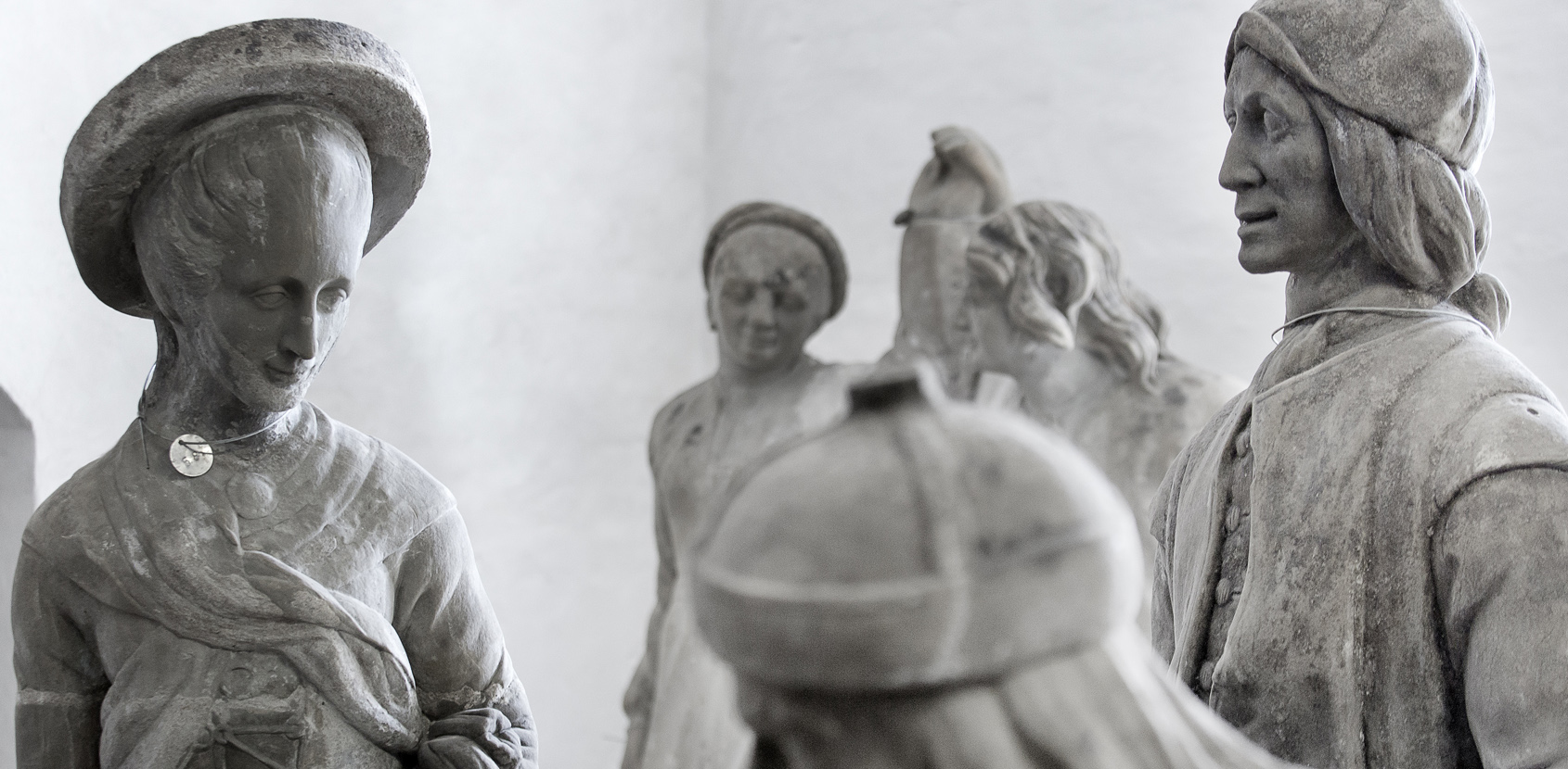 De oprindelige skulpturer fra Nordmandsdalen står i Kongernes Lapidarium. Foto: Thorkild Jensen