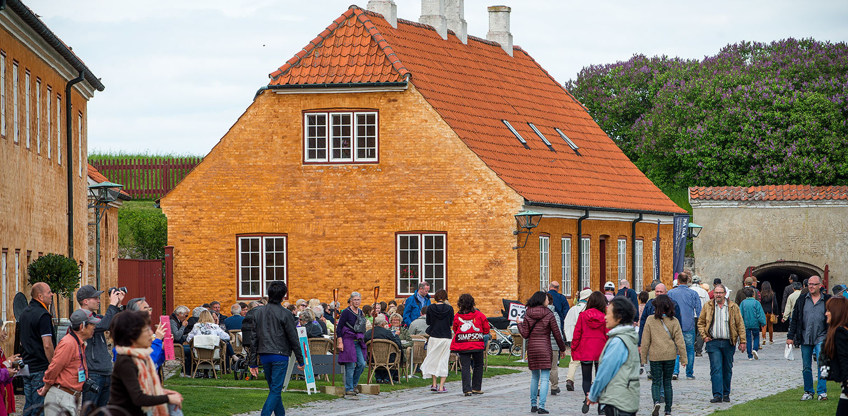 Café Krone at the Galleries by Kronborg Castle Café Krone at the Galleries by Kronborg Castle. Photo: Thomas Rahbek